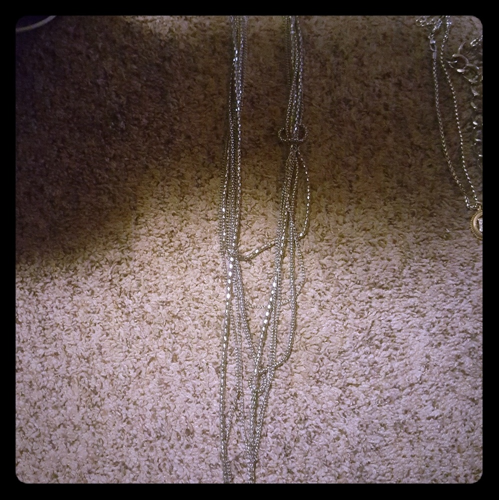 5/$20Silver multi layer necklace